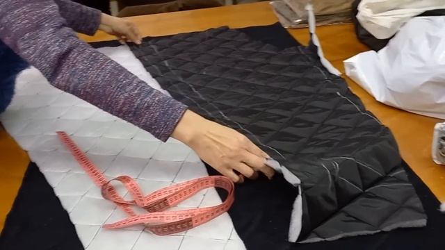 КАК СШИТЬ ТЁПЛЫЕ БРЮКИ . ИЗ 1.20м. ТКАНИ, БРЮКИ 60 +. смотреть онлайн
