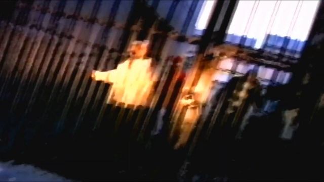 К-316 - СТЕНКА НА СТЕНКУ (1997)