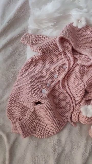 Вязание детям #комбинезон #дети #вязаниеспицами #вязаниенапродажу #малыши #роды #маминыбудни смотреть онлайн