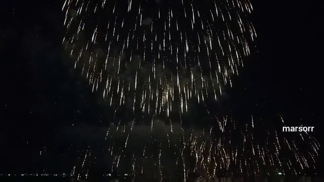 просто огоньки над водой смотреть онлайн