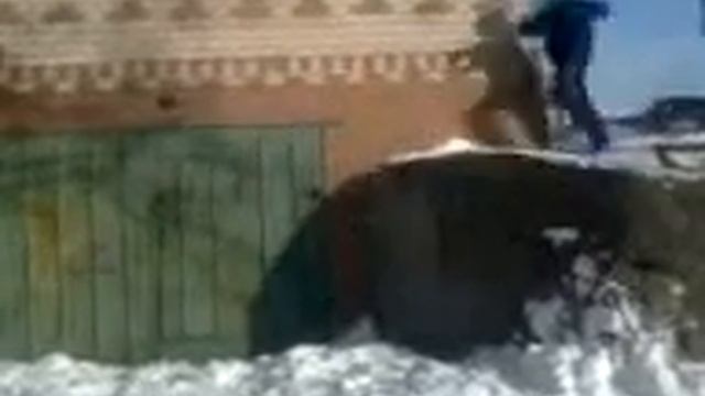 Головой в снег , упал, сальто, прикол, ржач, паркур