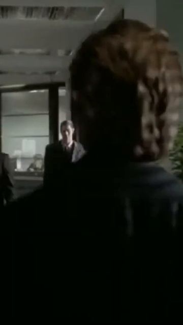 Кристиан Бэйл идёт под Standing Here