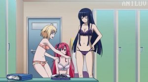 ЗАШЕЛ В ЖЕНСКУЮ РАЗДЕВАЛКУ