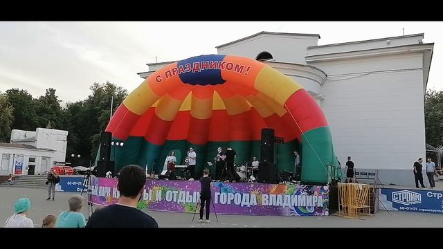 ВЛАДИМИРСКИЙ ТРИП С ПЕТРОМ МУХАЕВЫМ | ДЖАЗ В ПАРКЕ смотреть онлайн