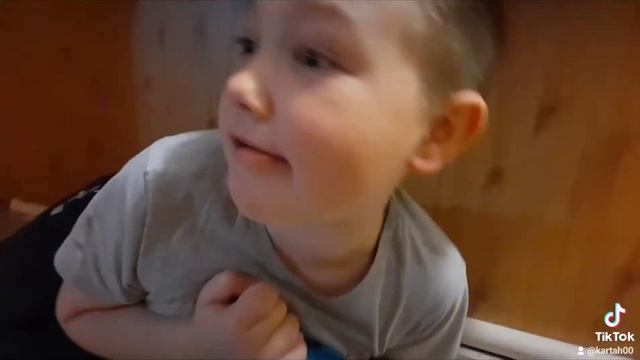 Сломанный телефон *прикол смотреть онлайн