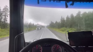 Рейс отменили, но мы нашли лучше. Вы меня узнаёте не по белой полосе