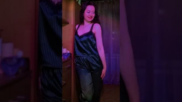 🎄💚 Пижама Шёлковая Вб.: 253156671 #alliwantforchristmasisyou #пижама #? смотреть онлайн