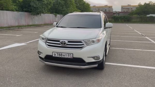 Toyota Highlander 2013 год