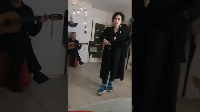 Поэтустороннее, «Перчатки» смотреть онлайн
