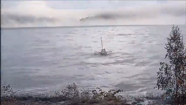 Разломало весло Муз. исполн-е Николай Курочкин Сл. Анна Опарина смотреть онлайн
