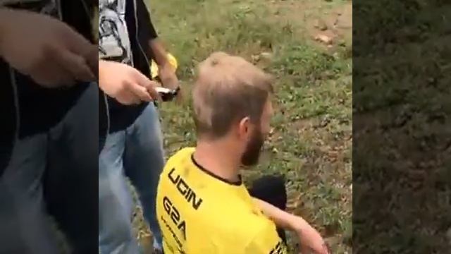 Игроки Na`Vi бреют Женю в честь победы смотреть онлайн