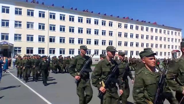 СЫН НА ПРИСЯГЕ