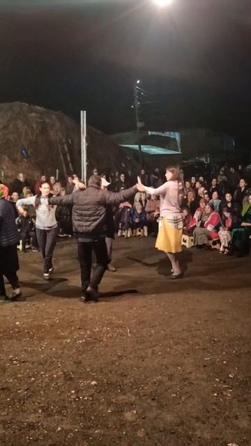 Мои туристы выливаются в местную культуру.#arsenasvaruv#turistdag#туристдаг#туризм смотреть онлайн