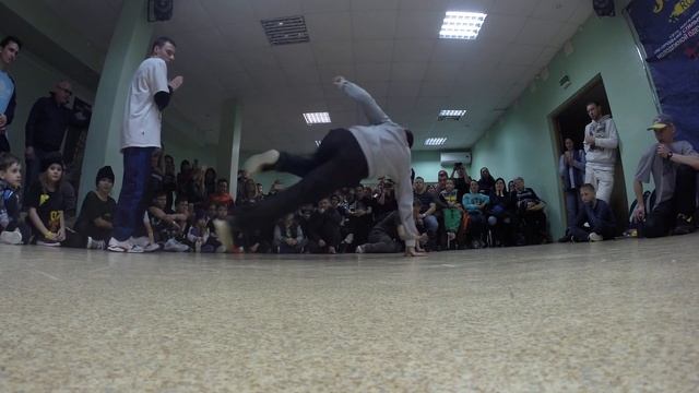 NEXT JAM|PRO 1/2| Снежок vs Pit смотреть онлайн