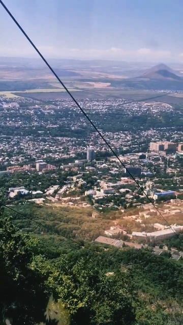 4 августа 2024 г. +36 гр. Пятигорск. Это КАВКАЗ!!! Подъем по канатной дороге на гору Машук. смотреть онлайн