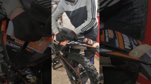 Продолжаем собирать мотоцикл Прогаси хардкор 450.Сидение.