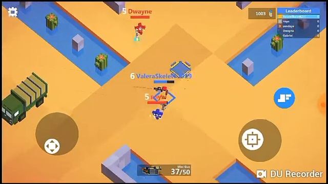 Не умеющий играть в Squadd.io