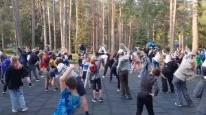 ЗАРЯДКА В ДЕТСКОМ ЛАГЕРЕ «ИСКРА» 3 СМЕНА 2022 г. ВСЕ ОТРЯДЫ. КАК ПРОХОДИТ СПОРТИВНОЕ УТРО У ДЕТЕЙ.