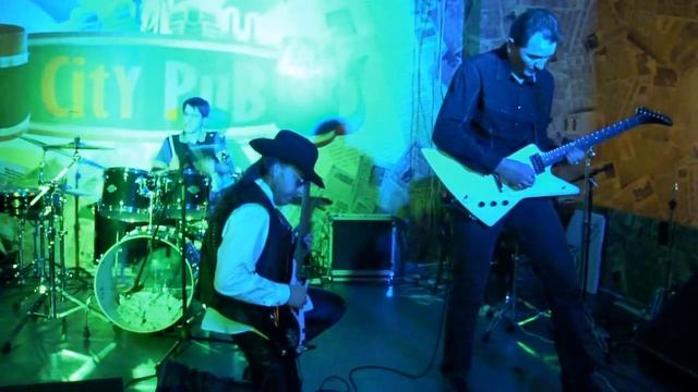 ЯроДан - Київ блюз (Live at City Pub) смотреть онлайн