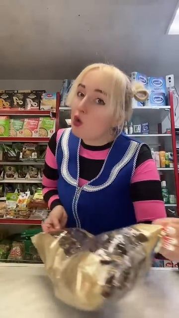 Он так и хотел купить?Не забудь подписаться но мой второй канал👉🏻@natka_supermag #буднипродавца