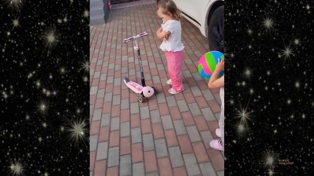 Наталья Фриске с дочкой Луной приехала в гости к друзьям смотреть онлайн