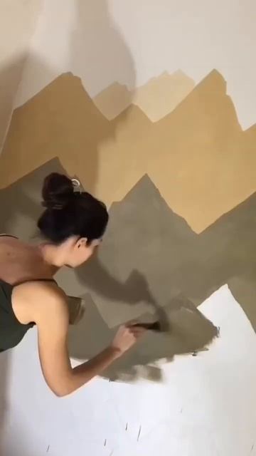 Рисуем горы на стене #рисунокнастене #ремонсвоимируками смотреть онлайн