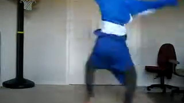 Нереальный брейк данс танец