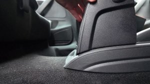 Как быстро подтянуть ручник на автомобиле Volkswagen Polo?