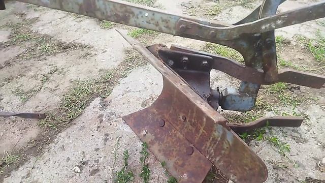 Конный оборотный плуг для мотоблока. смотреть онлайн