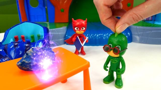 Машины сказки для детей - Герои в масках нашли метеорит - Приключения игрушек из мультиков смотреть онлайн