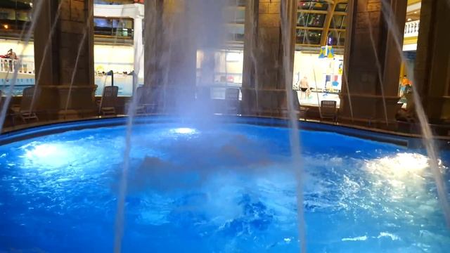 Щенячий патруль ловит РУСАЛОЧКУ. Игрушки из мультиков в аквапарке - Машины сказки смотреть онлайн