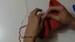 НЕСПОЛЗАЮЩИЕ СЛЕДКИ С СЕКРЕТОМ. ПРОСТЫЕ СЛЕДКИ СПИЦАМ