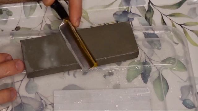 Escher & Co Rasierstube vs Thüringer Wasser Abziehstein Эшер vs Тюрингиец опасная бритва Razor смотреть онлайн