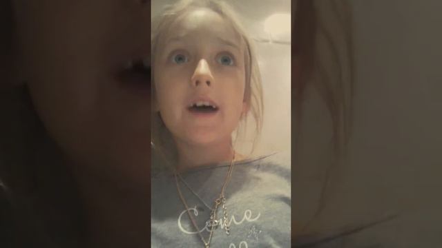 Ждите вк Лиза Багрянцева фото рысь с шарфом