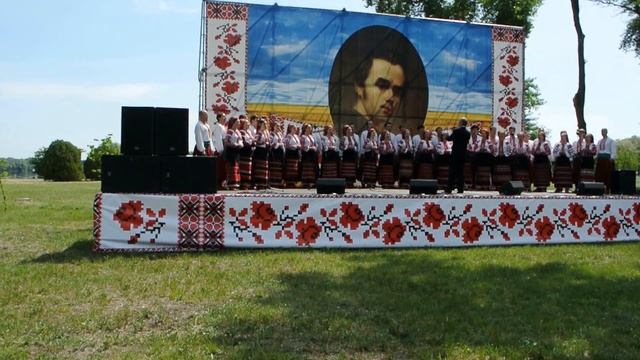 22.05.2013. Канів Тарасова гора. хор ім. Верьовки."Святий Боже!" смотреть онлайн