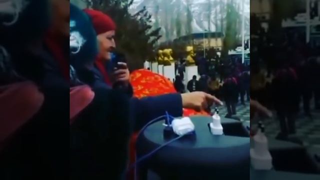 НАНИ  ЛУД,БАДИ ДИСГА ГАПЕН НАФАМ ЧИЗГА ЛУВДОВ!