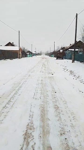 за окном идёт снег