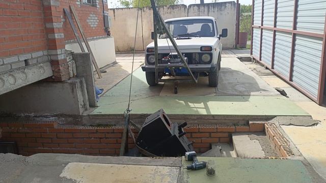 Твердотопливный котёл, ВСК  люкс, Как затащить его в кочегарку одному.