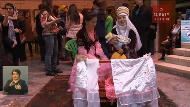 Алматыда «Наурыз нақыштары» атты фестиваль ұйымдастырылды (17.03.17) смотреть онлайн