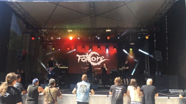 FOLCORE - Я скакала, плясала (Zobens Un Lemess, 2018) смотреть онлайн