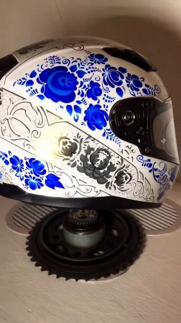 Аэрография на шлем MTR S12. Гжель.