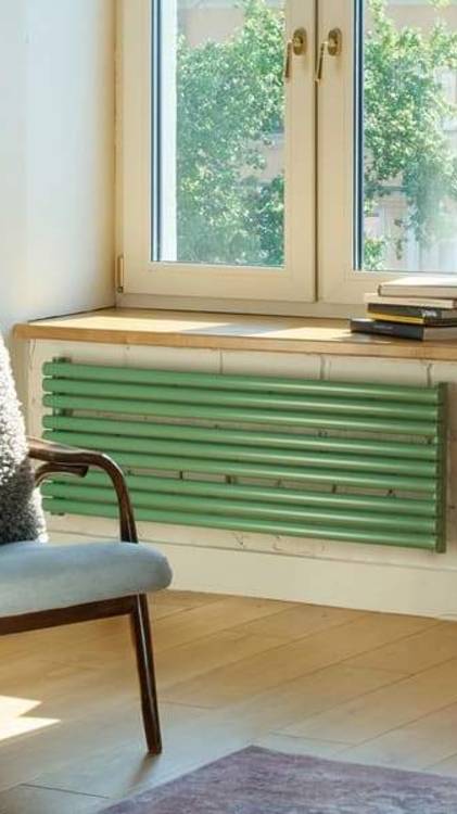 Обзор зеленого цвета трубчатого стального радиатора отопления Empatiko Takt 🟢