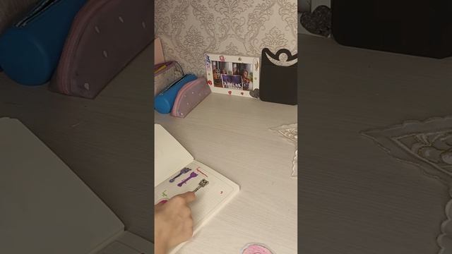 Наклейки(еда) смотреть онлайн