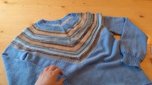 ДЖЕМПЕР СПИЦАМИ/Смещенная линия реглана