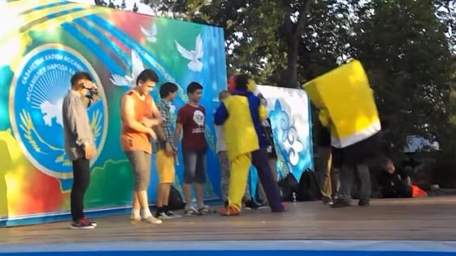 Батл СпанчБоба и Клоуна (Павлодар) День города