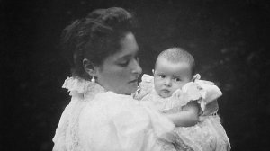 Императрица мать 👉 Дворец, где они жили и выставка личных вещей великих княжон

 #романовы