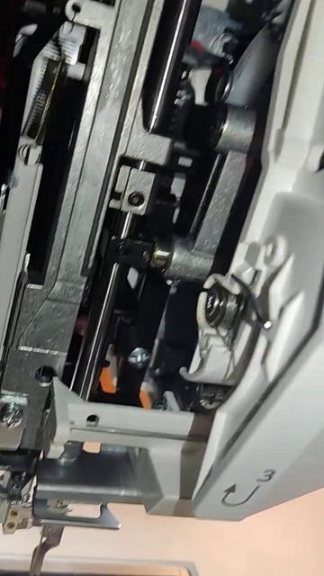 Нужно ли смазывать новую швейную технику? 🤔🧐 смотреть онлайн