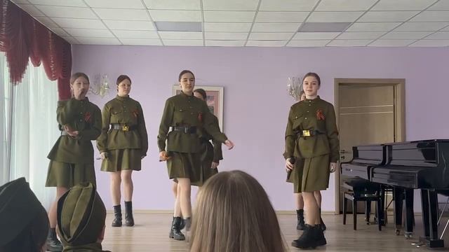 Виа Улыбка - Казаки смотреть онлайн