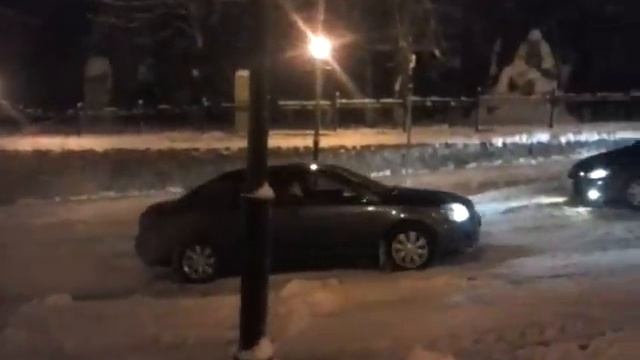 Андреевский спуск (точнее подъем). Около 18-00