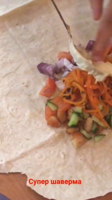 Огромная шаверма. #еда #шаверма #едаялюблютебя #спб #ед? смотреть онлайн